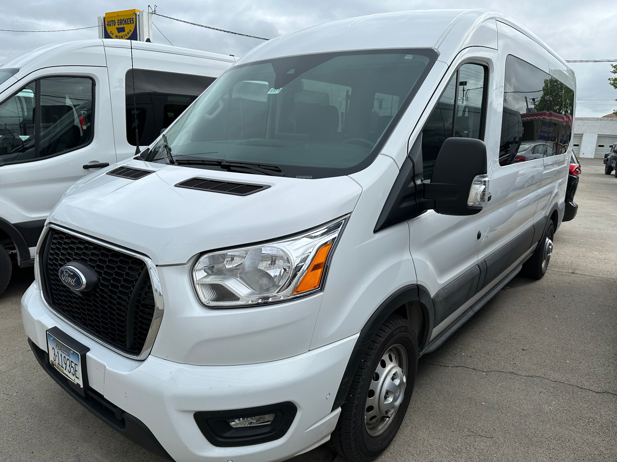 2022 Ford Transit 350 Wagon Med. Roof XLT All Wheel Drive--RENT ME