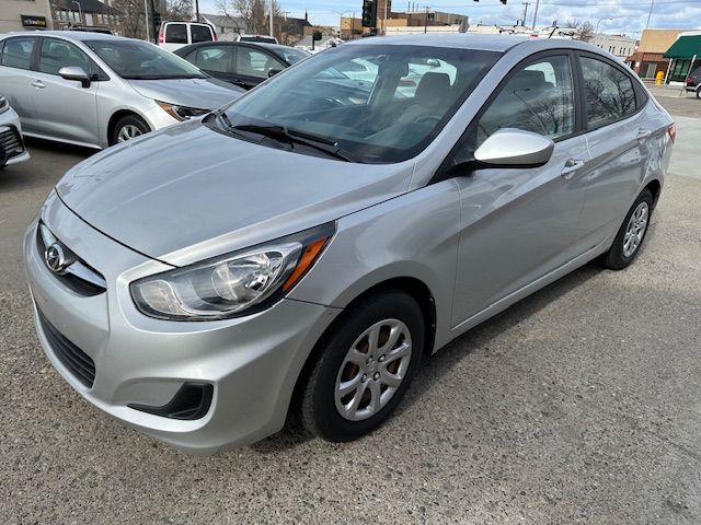 photo of 2013 Hyundai Accent 4dr Sdn GLS