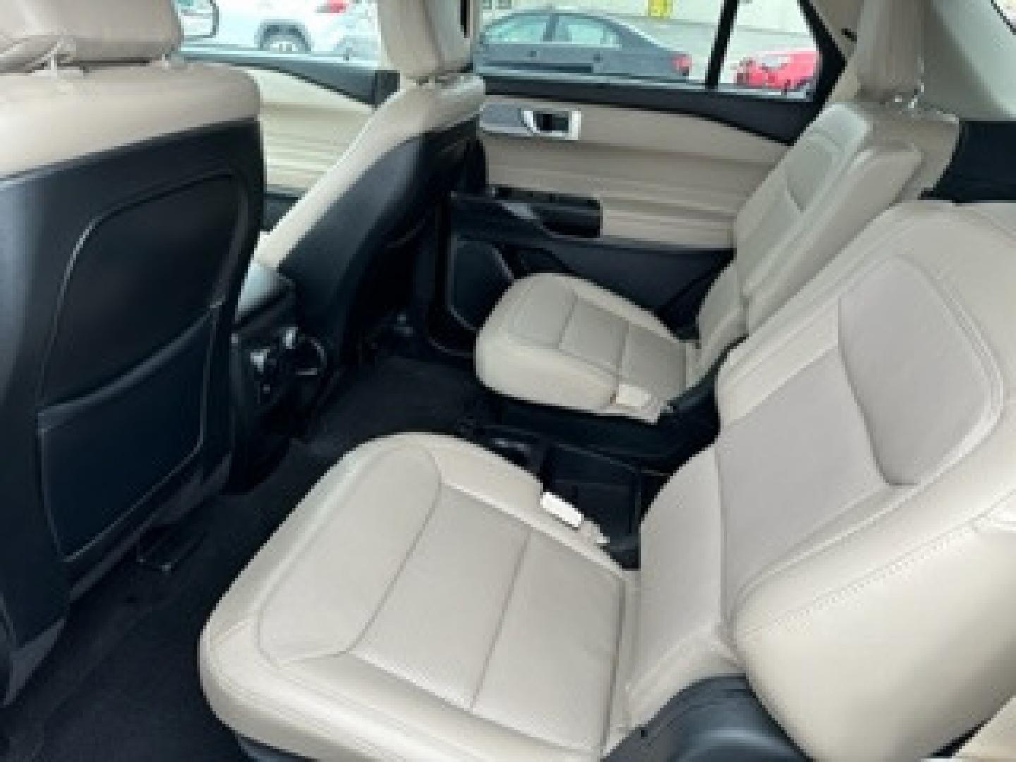 2020 BLUE Ford Explorer Hybrid Limited AWD (1FM5K8FW0LG) with an 3.3L V6 DOHC 24V HYBRID engine, 10A transmission, located at 3200 1st Avenue North, Billings, MT, 59101, (406) 245-9055, 45.779270, -108.510742 - Absolutely Gorgeous Hybrid Luxury Limited AWD SUV. Low Mileage, Power Leather Heated and Cooled Seats, Power Windows, Power Door Locks, Driver Alert System, Alloy Wheels, Roof Rack, Keyless Remote Entry, Active Cruise Control, Tilt Steering Column, 3rd Row Seating, Only 23,000 Miles and Much More! - Photo#10