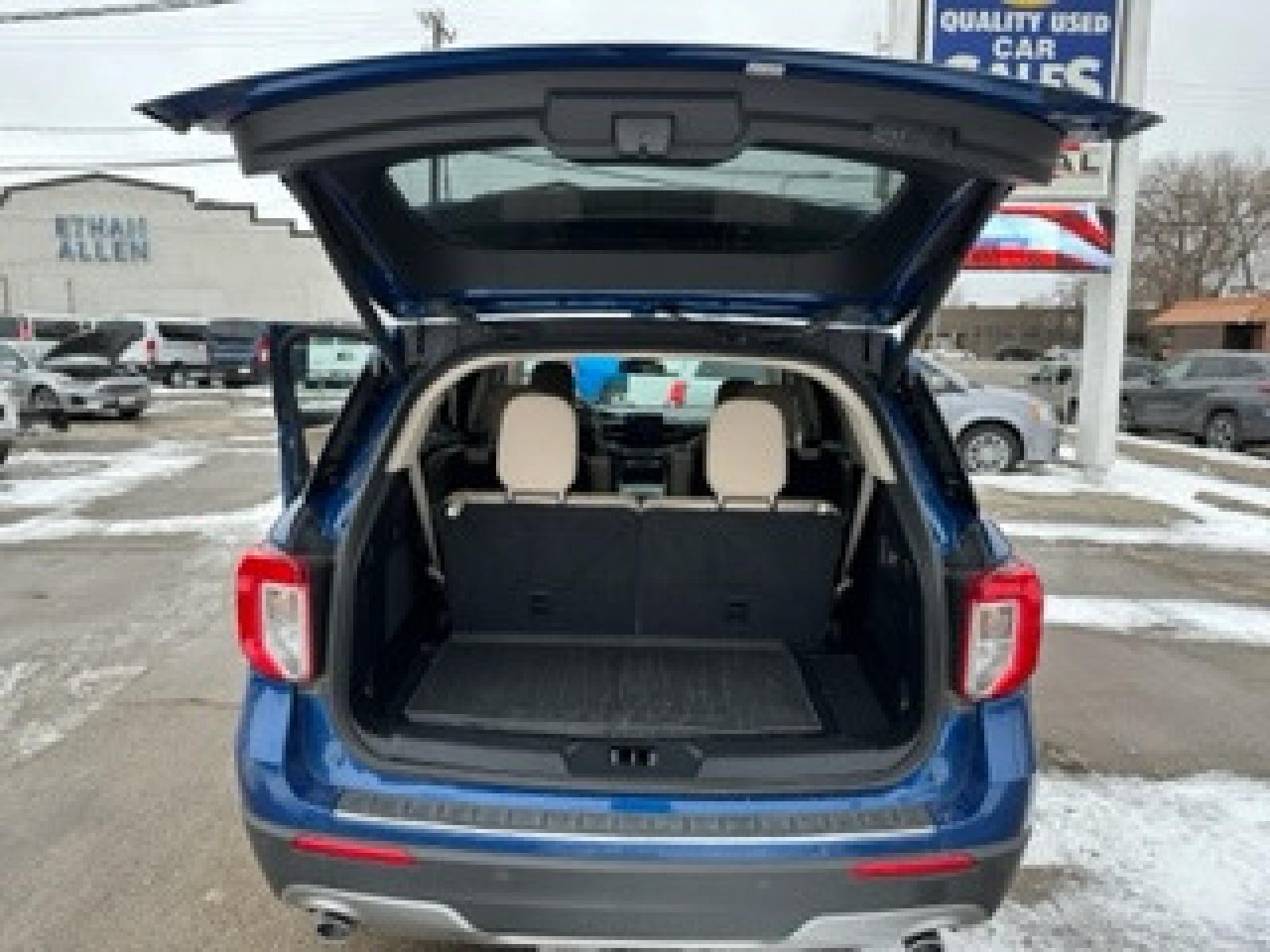 2020 BLUE Ford Explorer Hybrid Limited AWD (1FM5K8FW0LG) with an 3.3L V6 DOHC 24V HYBRID engine, 10A transmission, located at 3200 1st Avenue North, Billings, MT, 59101, (406) 245-9055, 45.779270, -108.510742 - Absolutely Gorgeous Hybrid Luxury Limited AWD SUV. Low Mileage, Power Leather Heated and Cooled Seats, Power Windows, Power Door Locks, Driver Alert System, Alloy Wheels, Roof Rack, Keyless Remote Entry, Active Cruise Control, Tilt Steering Column, 3rd Row Seating, Only 20,200 Miles and Much More! - Photo #12