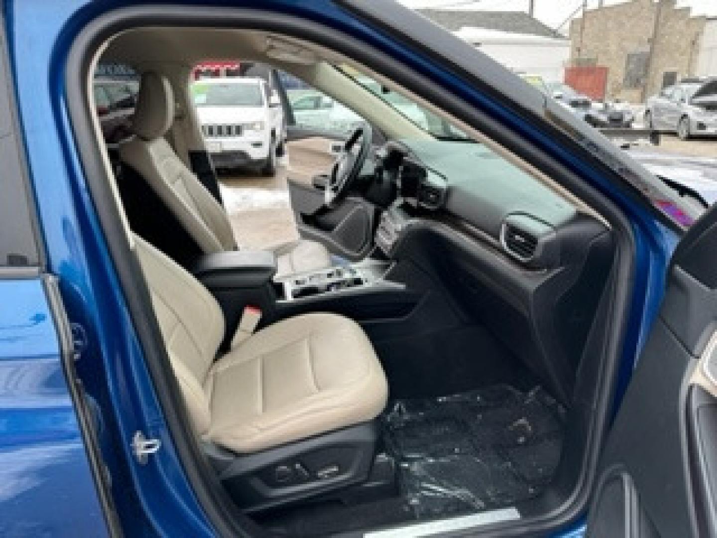 2020 BLUE Ford Explorer Hybrid Limited AWD (1FM5K8FW0LG) with an 3.3L V6 DOHC 24V HYBRID engine, 10A transmission, located at 3200 1st Avenue North, Billings, MT, 59101, (406) 245-9055, 45.779270, -108.510742 - Absolutely Gorgeous Hybrid Luxury Limited AWD SUV. Low Mileage, Power Leather Heated and Cooled Seats, Power Windows, Power Door Locks, Driver Alert System, Alloy Wheels, Roof Rack, Keyless Remote Entry, Active Cruise Control, Tilt Steering Column, 3rd Row Seating, Only 23,000 Miles and Much More! - Photo#14
