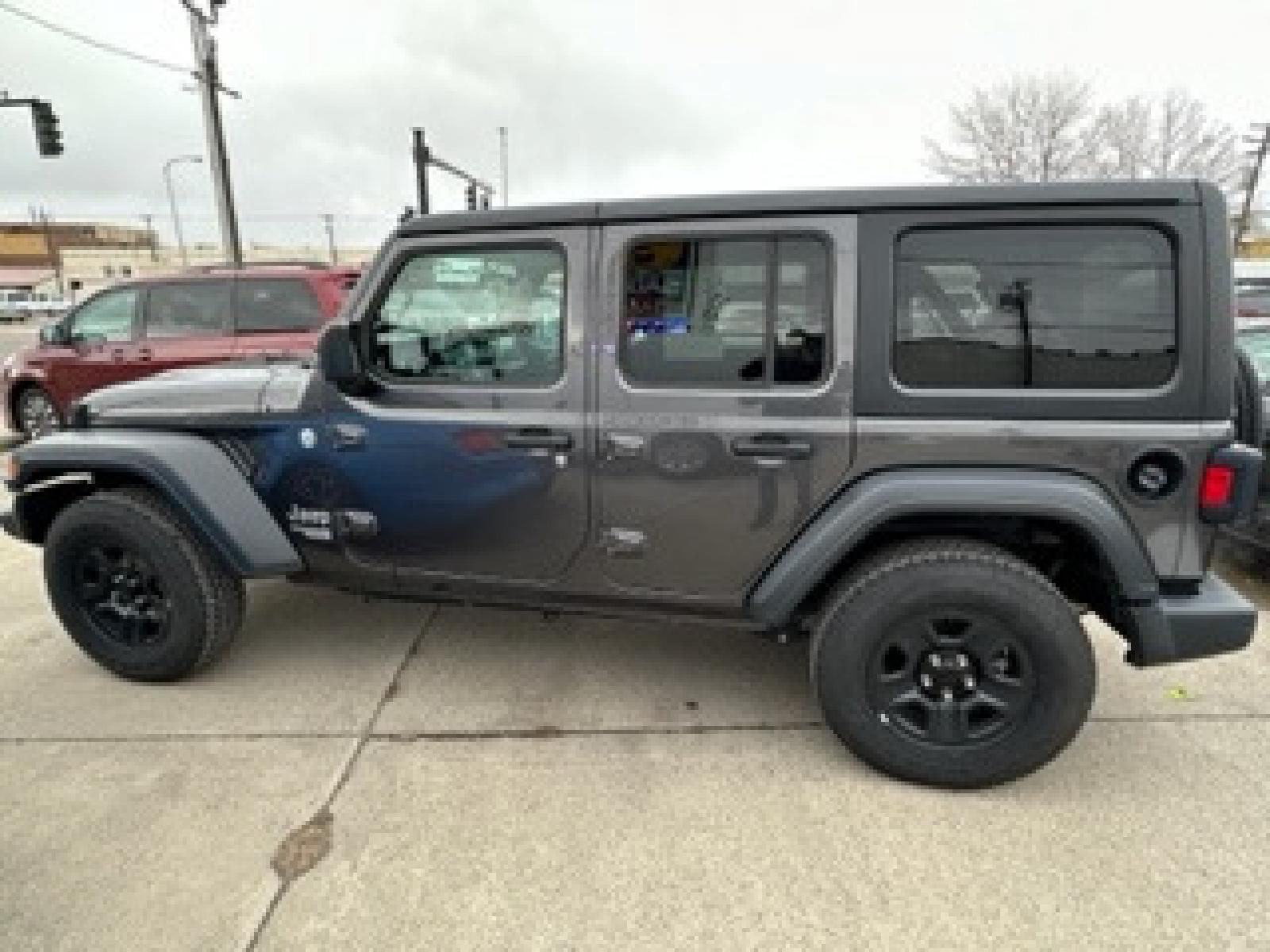 2018 SILVER Jeep Wrangler JK Unlimited Sport (1C4HJXDG8JW) with an 3.6L V6 DOHC 24V FFV engine, 6A transmission, located at 3200 1st Avenue North, Billings, MT, 59101, (406) 245-9055, 45.779270, -108.510742 - Super Sharp Jeep Unlimited Sport 4 door Hardtop! Automatic, 6 Cylinder Engine, Air Conditioning, Sport Package, Rear Mounted Spare Tire, Tow Package, One Owner and Much More! CarFax Dealer. Auto Brokers of Montana/AA&A Auto Rental/Fox Car Rental Billings - Photo #3