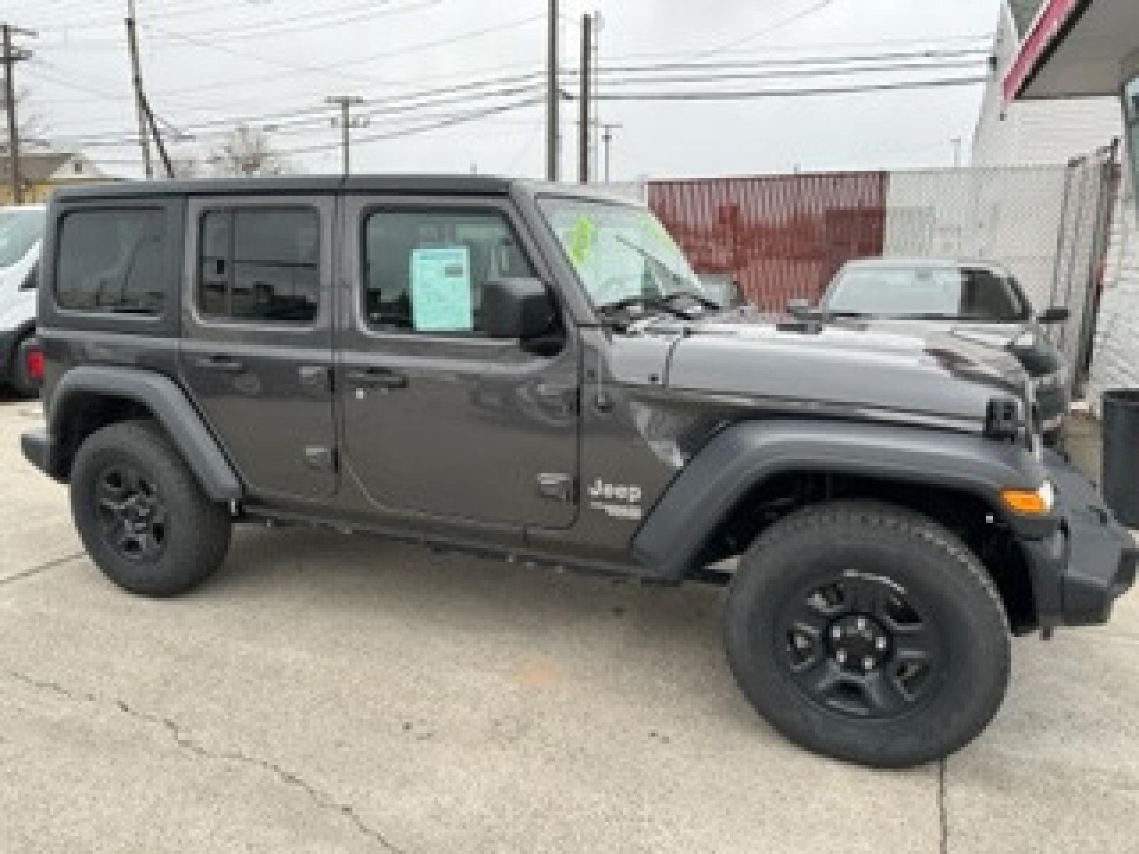 2018 SILVER Jeep Wrangler JK Unlimited Sport (1C4HJXDG8JW) with an 3.6L V6 DOHC 24V FFV engine, 6A transmission, located at 3200 1st Avenue North, Billings, MT, 59101, (406) 245-9055, 45.779270, -108.510742 - Super Sharp Jeep Unlimited Sport 4 door Hardtop! Automatic, 6 Cylinder Engine, Air Conditioning, Sport Package, Rear Mounted Spare Tire, Tow Package, One Owner and Much More! CarFax Dealer. Auto Brokers of Montana/AA&A Auto Rental/Fox Car Rental Billings - Photo #4
