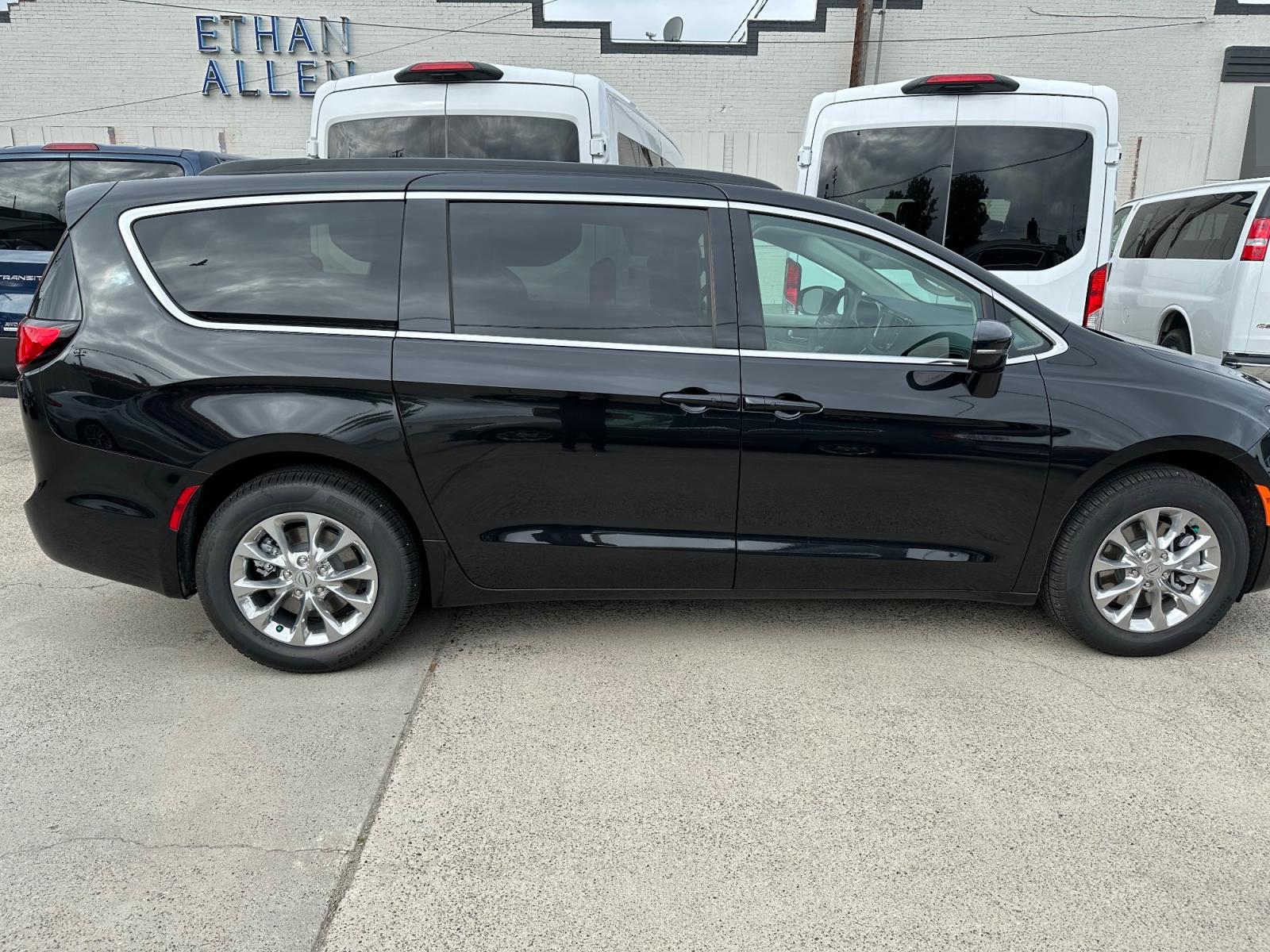 2022 Black Chrysler Pacifica Touring L AWD (2C4RC3BG5NR) with an 3.6L V6 DOHC 24V engine, 9A transmission, located at 3200 1st Avenue North, Billings, MT, 59101, (406) 245-9055, 45.779270, -108.510742 - This is One of Our Luxury Vehicles Available for Rent. Leather, Stow-N-Go Quad Seating, Power Sliding Doors, Power Heated Seats and All Wheel Drive. Auto Brokers of Montana/AA&A Auto Rental/Fox Car Rental Billings - Photo #0