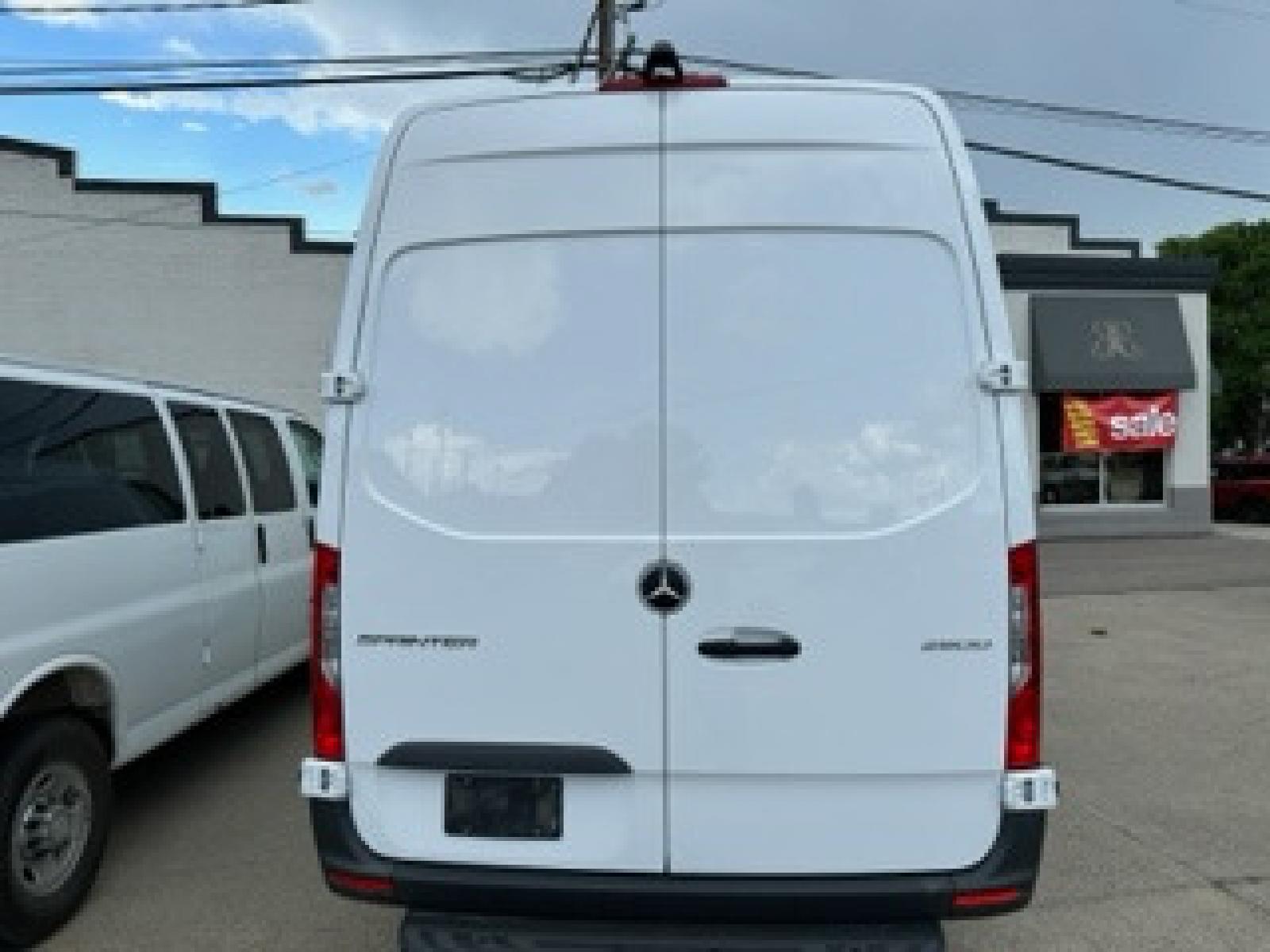 2022 White Mercedes-Benz Sprinter 2500 170-in. WB (W1Y40CHY6NT) with an 2.0L L4 engine, 7A transmission, located at 3200 1st Avenue North, Billings, MT, 59101, (406) 245-9055, 45.779270, -108.510742 - Super Hard to Find Sprinter Van with Only 10,500 Miles! Extended 170" Wheel Base, High Roof, Power Windows, Power Door Locks, Air Conditioning and Much More! CarFax Dealer. Auto Brokers of Montana/AA&A Auto Rental/Fox Car Rental Billings - Photo #5