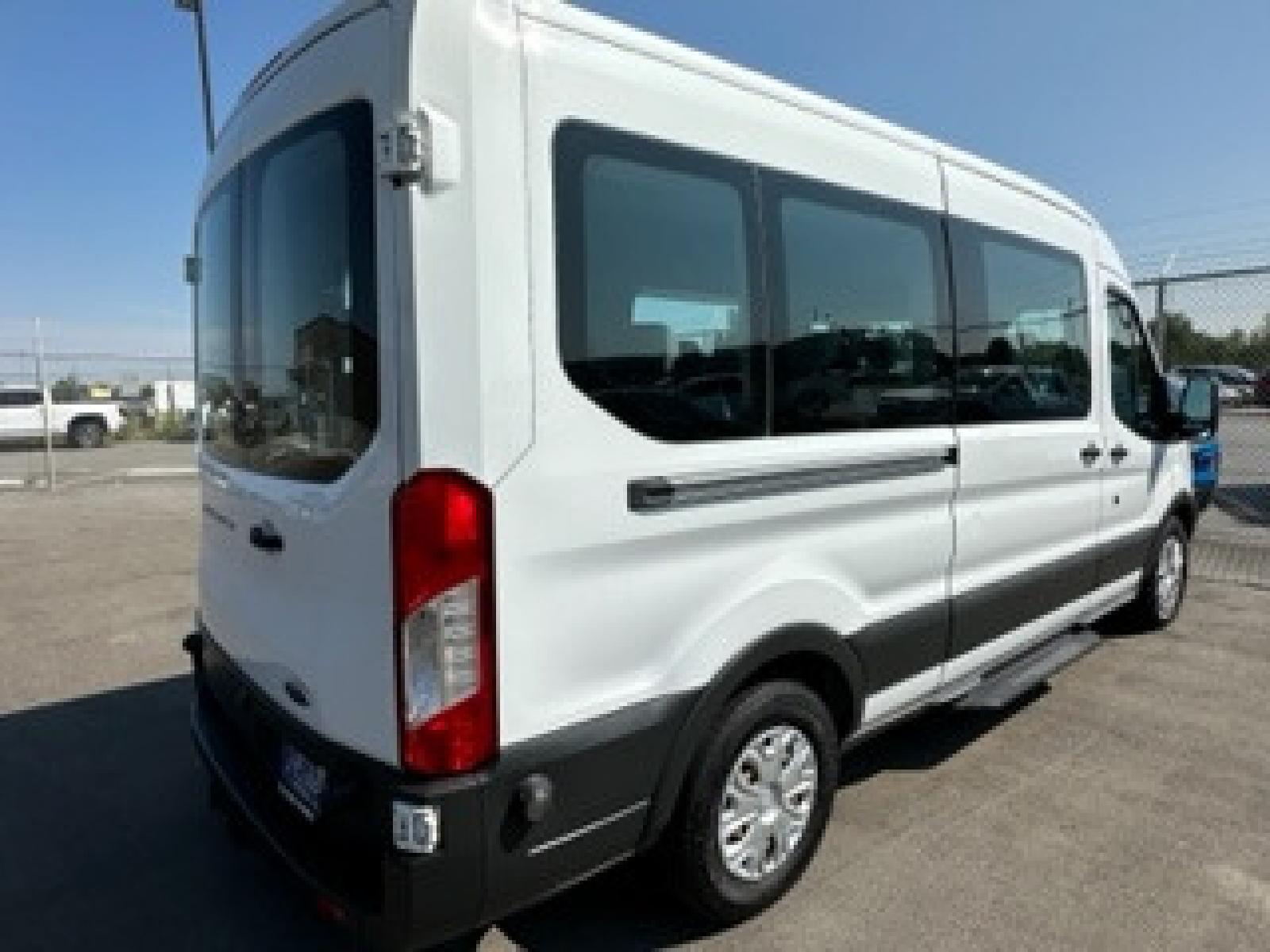2016 White /Gray Ford Transit 350 Wagon Med. Roof XL w/Sliding Pass. 148-in. WB (1FBAX2CG1GK) with an 3.5L V6 DOHC 24V engine, 6A transmission, located at 3200 1st Avenue North, Billings, MT, 59101, (406) 245-9055, 45.779270, -108.510742 - FRESH OFF-LEASED AND WELL MAINTAINED! 15 Passenger with Tow Package, Power Windows, Power Door Locks, Passenger Side Running Board, Tilt Steering, Rear A/C and Heat and Much More. CarFax Dealer Auto Brokers of Montana/AA&A Auto Rental/Fox Car Rental in Billings - Photo #4