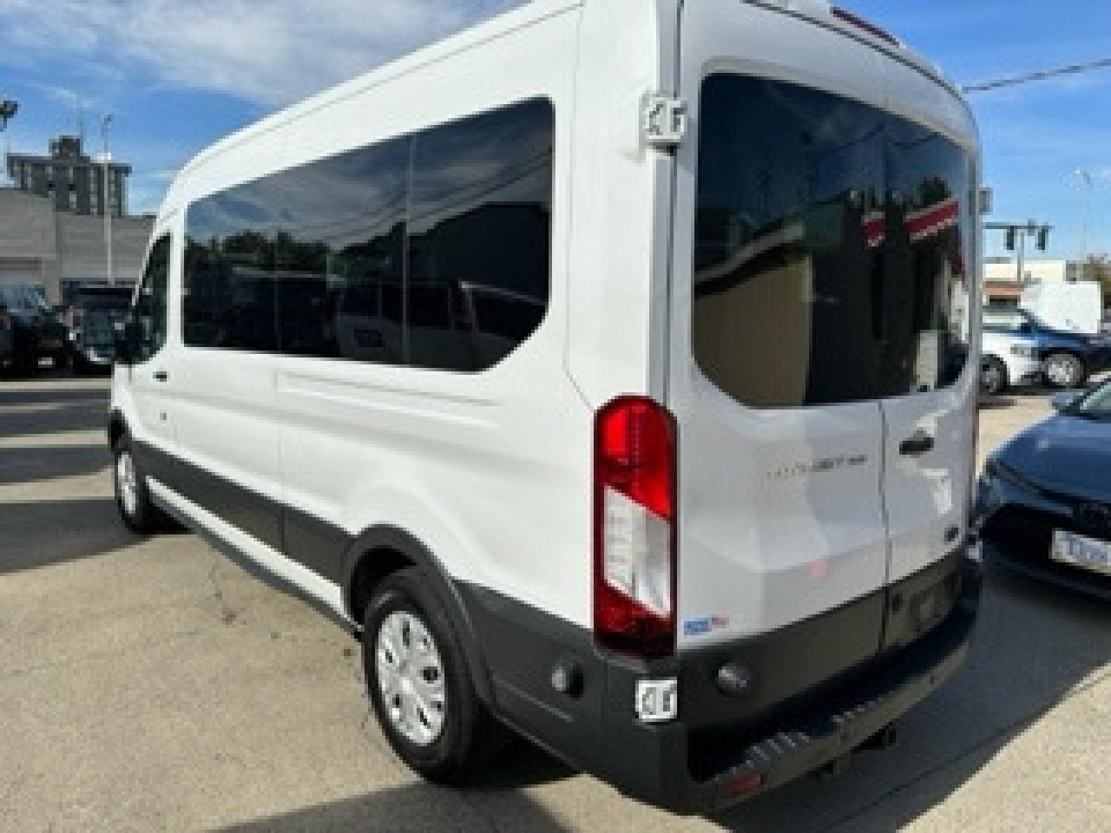 2015 Ford Transit 350 Wagon Mid Roof XLT 60/40 Pass. 148-in. WB (1FBAX2CG5FK) with an 3.5L V6 DOHC 24V engine, 6-Speed Automatic transmission, located at 3200 1st Avenue North, Billings, MT, 59101, (406) 245-9055, 45.779270, -108.510742 - FRESH OFF-LEASED AND WELL MAINTAINED! 15 Passenger with Tow Package, Power Windows, Power Door Locks, Passenger Side Running Board, Tilt Steering, Rear A/C and Heat and Much More. CarFax Dealer Auto Brokers of Montana/AA&A Auto Rental/Fox Car Rental in Billings - Photo #7