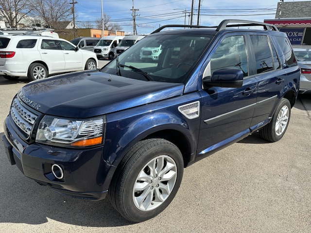 photo of 2015 Land Rover LR2 HSE Luxury 4X4