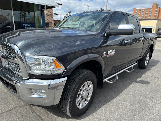 photo of 2015 RAM 3500 Laramie Crew Cab SWB 4WD