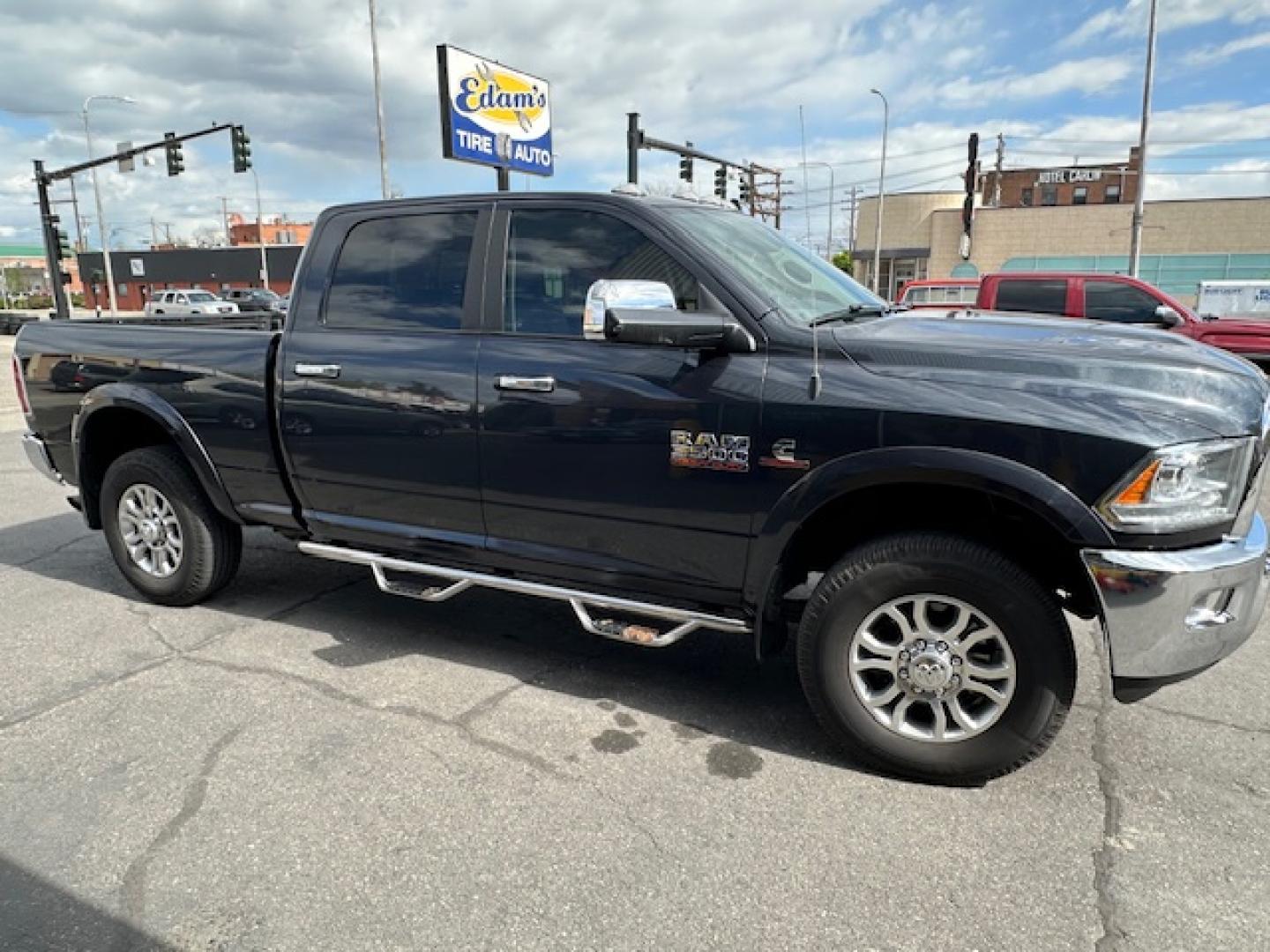2015 Metallic /Charcoal leather RAM 3500 Laramie Crew Cab SWB 4WD (3C63R3EL6FG) with an 6.7L L6 OHV 24V TURBO DIESEL engine, 6-Speed Automatic transmission, located at 3200 1st Avenue North, Billings, MT, 59101, (406) 245-9055, 45.779270, -108.510742 - Super Nice and Rare, 1 Owner 3500 Crew Cab 4X4 Truck with All the Whistles and Bells! Cummins Diesel, Laramie Package, Power Moon Roof, Dual Power Seats, Bed Liner, Tow Package, Full Leather Interior, Automatic Transmission, Power Windows, Power Door Locks, Full Floor Mats, Dual Air Suspension for - Photo#4