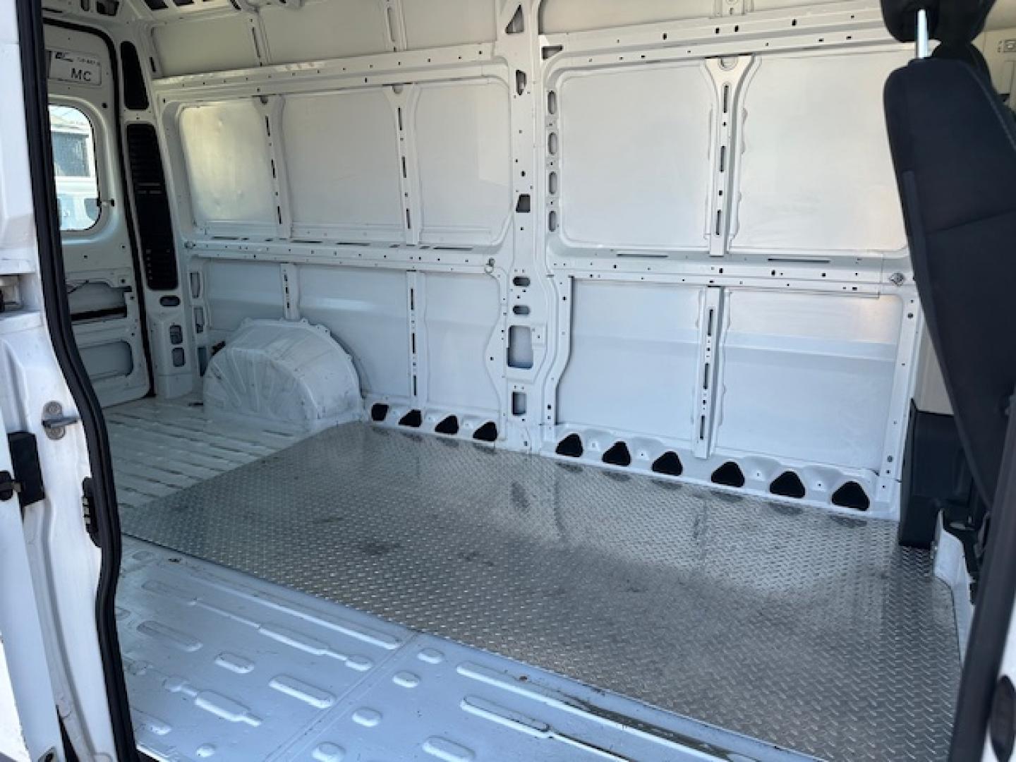 2014 White RAM Promaster 2500 High Roof Tradesman 159-in. WB (3C6TRVDG5EE) with an 3.6L V6 engine, 6-Speed Automatic transmission, located at 3200 1st Avenue North, Billings, MT, 59101, (406) 245-9055, 45.779270, -108.510742 - Local Trade-In 3/4 Ton High Roof Cargo Van with Very Low Mileage. Power Windows, Power Door Locks, Front Wheel Drive, Automatic Transmission, Air Conditioning and Only 44,403 Miles!. CarFax Dealer. Auto Brokers of Montana/AA&A Auto Rental/Fox Car Rental Billings - Photo#13