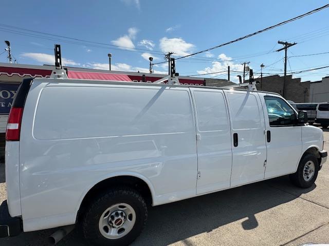2021 White /Gray GMC Savana G2500 Extended Cargo (1GTW7BF17M1) with an 2.8L L4 TURBO DIESEL engine, 6A transmission, located at 3200 1st Avenue North, Billings, MT, 59101, (406) 245-9055, 45.779270, -108.510742 - Super Sharp and Rare! Duramax Diesel 2500 Extended Cargo Van with New Tires, Bulk Head, Bins, Shelving, Adrian Roof Rack, Power Windows, Power Door Locks, Tilt Steering, Cruise Control, Air Conditioning, Extremely Low Mileage and Much More! CarFax Dealer. Auto Brokers of Montana/AA&A Auto Rental/ - Photo#4