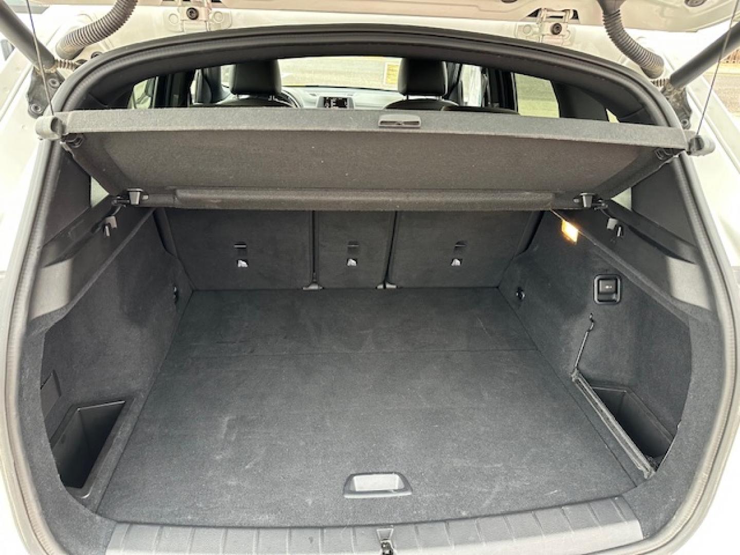 2016 White /Charcoal BMW X1 xDrive28i (WBXHT3C39GP) with an 2.0L L4 DOHC 16V engine, 8A transmission, located at 3200 1st Avenue North, Billings, MT, 59101, (406) 245-9055, 45.779270, -108.510742 - Super Nice Local All Wheel Drive Trade-In! Low Mileage, Power Seats, Leather Interior, Alloy Wheels, Great Tires, Automatic Transmission, Power Windows, Power Door Locks, Luxury and Only 84,000 Miles:) CarFax Dealer. Auto Brokers of Montana/AA&A Auto Rental/Fox Car Rental Billings - Photo#11