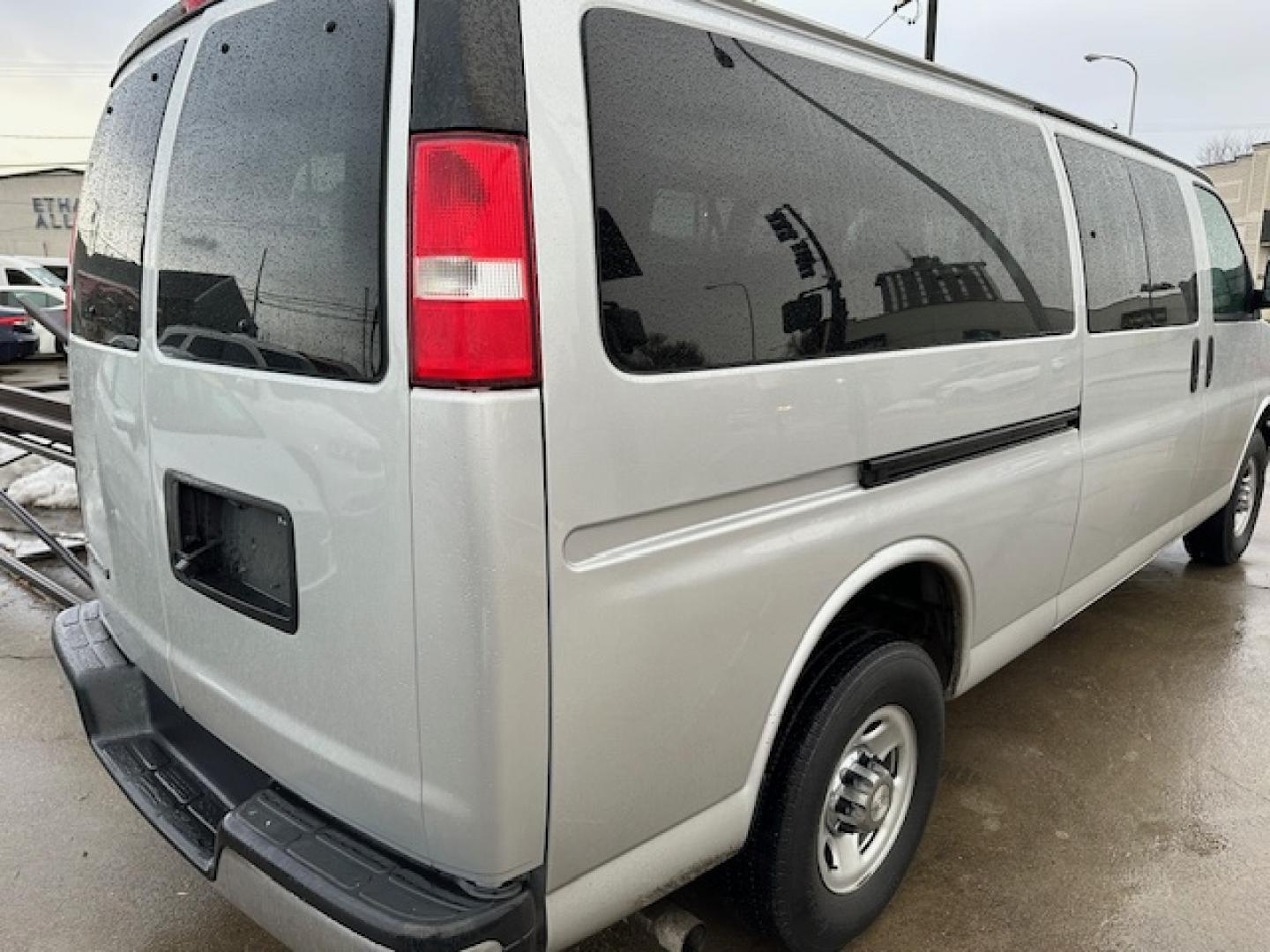 2019 SILVER /Beige Chevrolet Express LT 3500 Extended (1GAZGPFP4K1) with an 4.3L V6 engine, 6A transmission, located at 3200 1st Ave North, Billings, MT, 59101, (406) 245-9759, 45.779270, -108.510742 - Super Low Mileage Extended 12 Passenger Van. Power Windows, Power Door Locks, Tilt Steering Column, Cruise Control, LT Package, Front & Rear Heat/Air Conditioning and Much More! CarFax Dealer. Auto Brokers of Montana/AA&A Auto Rental/Fox Car Rental Billings - Photo#4