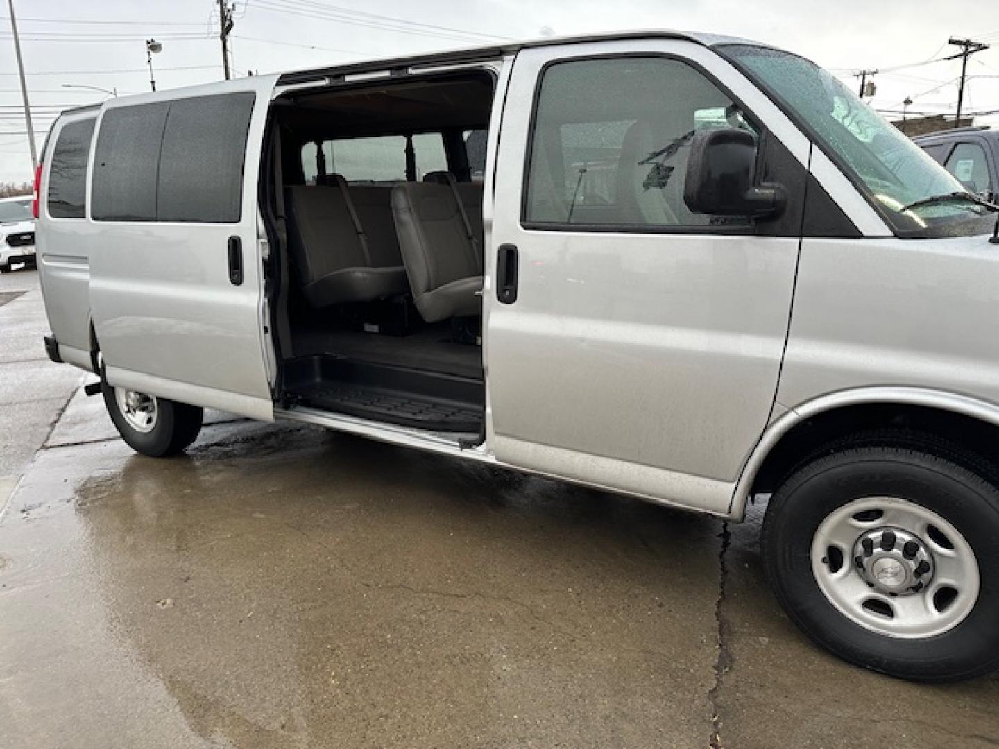 2019 SILVER /Beige Chevrolet Express LT 3500 Extended (1GAZGPFP4K1) with an 4.3L V6 engine, 6A transmission, located at 3200 1st Ave North, Billings, MT, 59101, (406) 245-9759, 45.779270, -108.510742 - Super Low Mileage Extended 12 Passenger Van. Power Windows, Power Door Locks, Tilt Steering Column, Cruise Control, LT Package, Front & Rear Heat/Air Conditioning and Much More! CarFax Dealer. Auto Brokers of Montana/AA&A Auto Rental/Fox Car Rental Billings - Photo#7