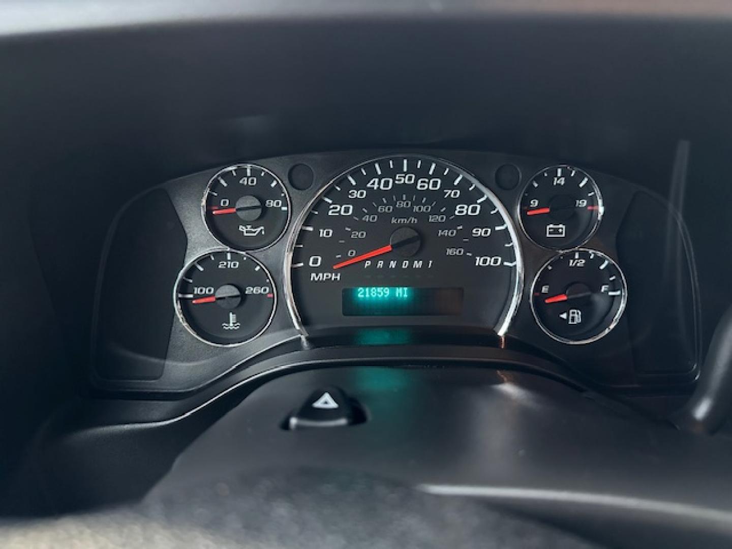 2019 SILVER /Beige Chevrolet Express LT 3500 Extended (1GAZGPFP4K1) with an 4.3L V6 engine, 6A transmission, located at 3200 1st Ave North, Billings, MT, 59101, (406) 245-9759, 45.779270, -108.510742 - Super Low Mileage Extended 12 Passenger Van. Power Windows, Power Door Locks, Tilt Steering Column, Cruise Control, LT Package, Front & Rear Heat/Air Conditioning and Much More! CarFax Dealer. Auto Brokers of Montana/AA&A Auto Rental/Fox Car Rental Billings - Photo#9