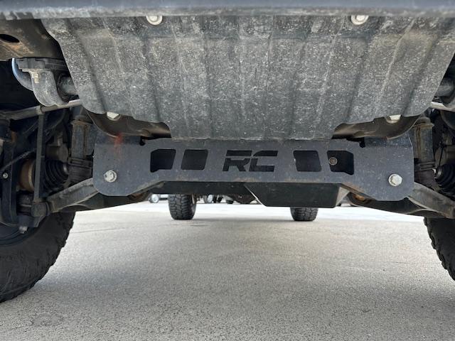 2024 Titanium Rush Metallic /Tu-Tone Leather GMC Sierra 2500HD AT4 Crew Cab 4WD (1GT49PEY3RF) with an 6.6L V8 OHV 16V TURBO DIESEL engine, 6A transmission, located at 3200 1st Avenue North, Billings, MT, 59101, (406) 245-9055, 45.779270, -108.510742 - A Gorgeous Truck with All the Options Including a Lift for Extra Clearance! Full LEather Interior with the Kalahari Accents, 6.6 DuraMax Diesel Power, Allison 10 Speed Automatic Transmission, Power Running Boards, Power Windows, Power Door Locks, Power Moon-Roof, Soft Tonneau Cover, Tow Package, Pa - Photo#10