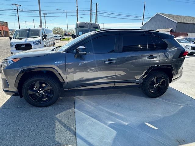 2021 Charcoal /Charcoal Gray Leather w/ Blue Highlights Toyota RAV4 Hybrid XSE (4T3E6RFV2MU) with an 2.5L L4 DOHC 16V HYBRID engine, CVT transmission, located at 3200 1st Avenue North, Billings, MT, 59101, (406) 245-9055, 45.779270, -108.510742 - Super Hard to Find Loaded Up Toyota Rav4 with Low Mileage. All Wheel Drive, Top of the Line XSE Model, Hybrid Powertrain, Power Seat, Power Moon Roof, Power Rear Hatch, Tu-Tone Exterior Trim Package Including Wheels, Power Windows, Power Door Locks, Navigation, Adaptive Cruise Control, Air Condition - Photo#7
