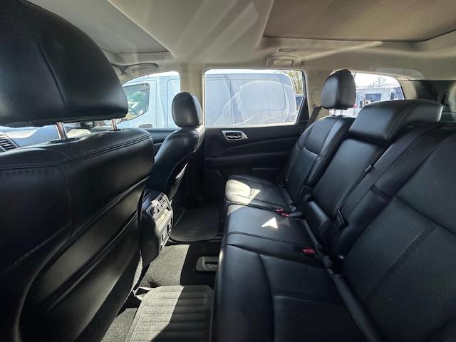 2018 Black /Charcoal Leather Nissan Pathfinder Platinum (5N1DR2MN4JC) with an 3.5L V6 DOHC 24V engine, CVT transmission, located at 3200 1st Avenue North, Billings, MT, 59101, (406) 245-9055, 45.779270, -108.510742 - Great Value and 3rd Row Seating! Power Windows, Power Door Locks, Tilt Steering Column, Leather Seats, Power Seats, power Moonroof, Alloy Wheels, Tow Package, Air Conditioning, Privacy Glass and Much More! CarFax Dealer Auto Brokers of Montana/AA&A Auto Rental/Fox Car Rental Billings- Photo#9