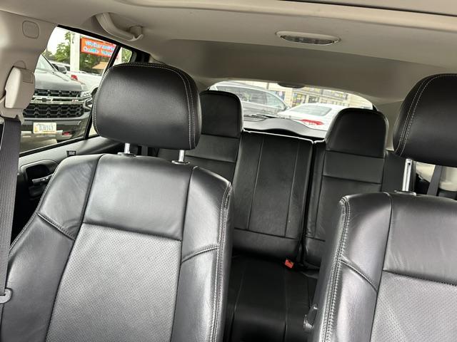 2017 Black /Charcoal Jeep Compass High Altitude 4WD (1C4NJDEB5HD) with an 2.4L L4 DOHC 16V engine, 6A transmission, located at 3200 1st Avenue North, Billings, MT, 59101, (406) 245-9055, 45.779270, -108.510742 - Local Trade-In with Great Options and Good Mileage! Leather, Power Moonroof, Power Seats, Automatic Transmission, Tilt Steering Column, Cruise Speed Control, Power Windows, Power Doorlocks, Remote Entry and Much More! CarFax Dealer. Auto Brokers of Montana/AA&A Auto Rental/Fox Car Rental- Photo#9