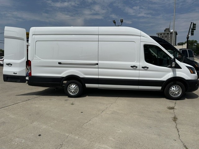 2023 White /Gray Ford Transit 350 Van High Roof w/Dual Sliding 148-in. WB EL (1FTBW3UG0PK) with an 3.5L V6 DOHC 24V engine, 6A transmission, located at 3200 1st Avenue North, Billings, MT, 59101, (406) 245-9055, 45.779270, -108.510742 - Super Hard to Find, High Roof, Extended Length, All Wheel Drive Cargo Van with Only 2,325 Miles! Power Windows, Power Door Locks, Extended Length Package, Dual Overhead Cam Eco-Boost Engine and Much More! CarFax Dealer Auto Brokers of Montana/AA&A Auto Rental/Fox Car Rental Billings- Photo#4