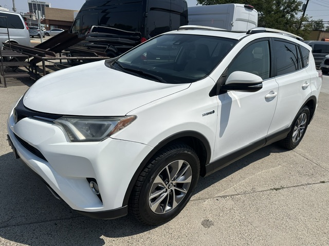 photo of 2017 Toyota RAV4 Hybrid XLE AWD