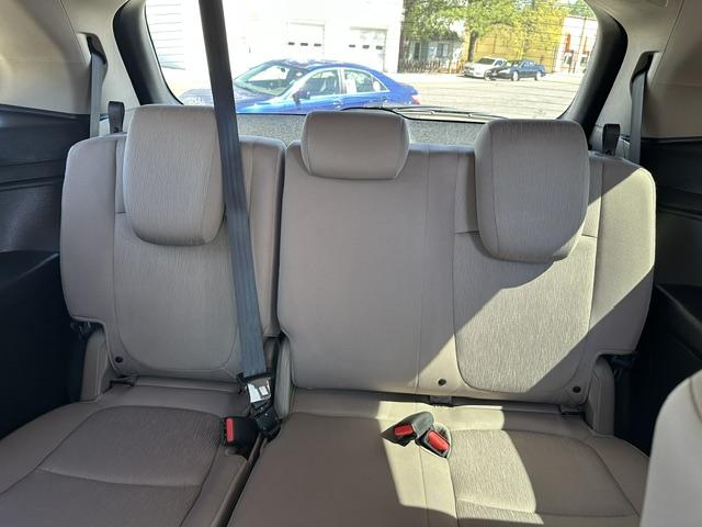 2021 White /Light Gray Honda Odyssey LX (5FNRL6H27MB) with an 3.5L V6 SOHC 24V engine, 9A transmission, located at 3200 1st Avenue North, Billings, MT, 59101, (406) 245-9055, 45.779270, -108.510742 - Super Nice Montana Trade-In with Only 43,137 Miles! Honda Quality with the Upgraded LX Package, Power Seat, Power Windows, Quad Seating, Power Windows, Power Door Locks, Tilt Steering Column, Cruise Control, Factory Wheels and Much More:) CarFax Dealer. Auto Brokers of Montana/AA&A Auto Rental/Fo- Photo#12